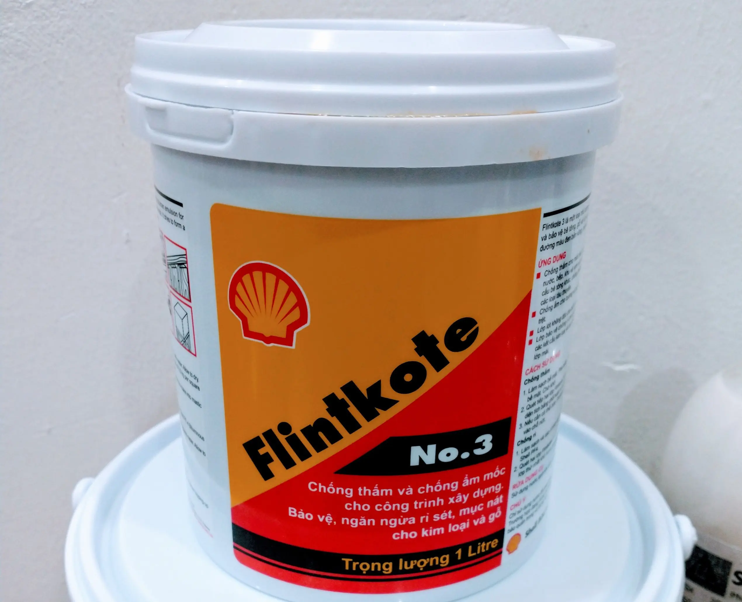 Sơn chống thấm hồ cá